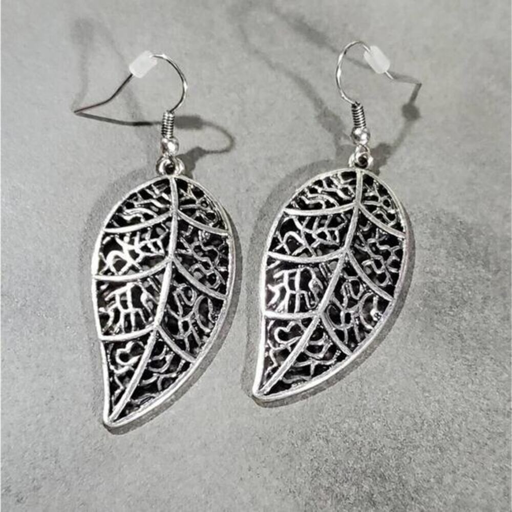 Anthropologie sliver feather earrings
